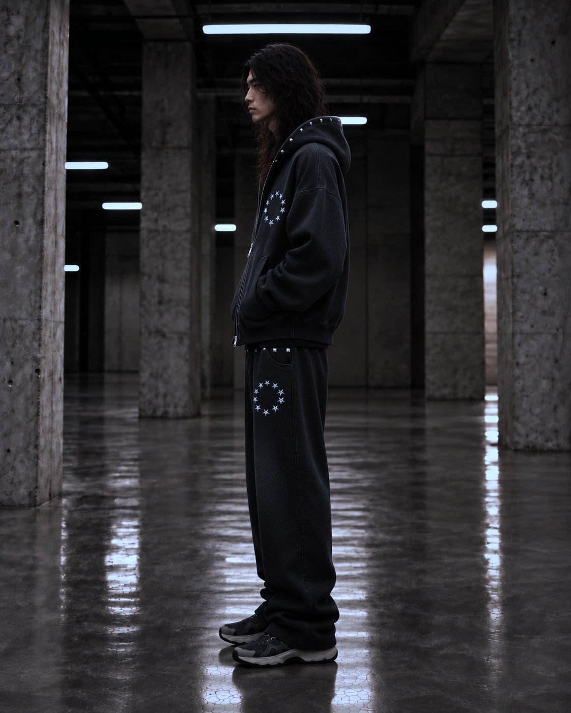 Ash Tracksuit, side